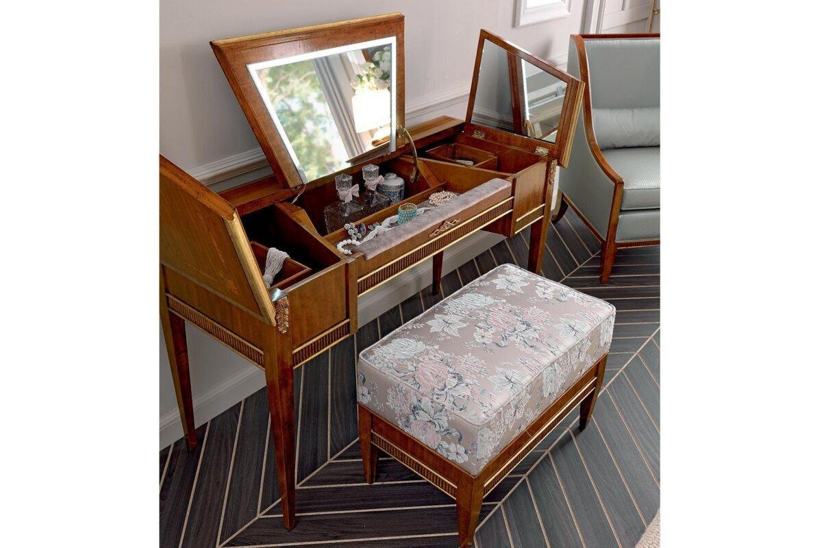 Vanity Table – Image 3